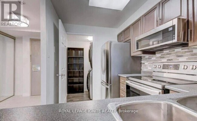 Building Photo - 3231 Eglinton Ave E