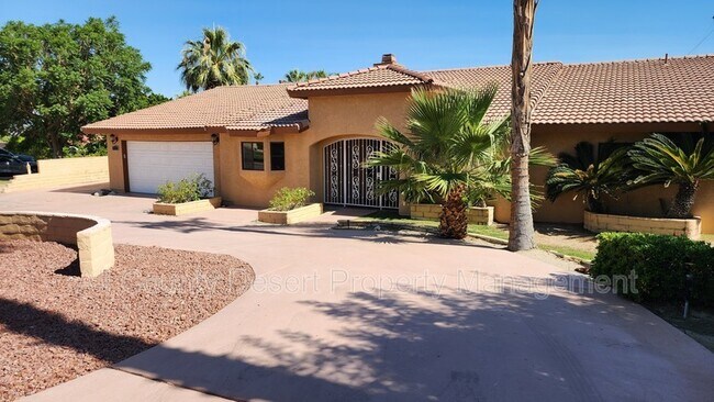 Foto del edificio - 79985 Trinidad Dr