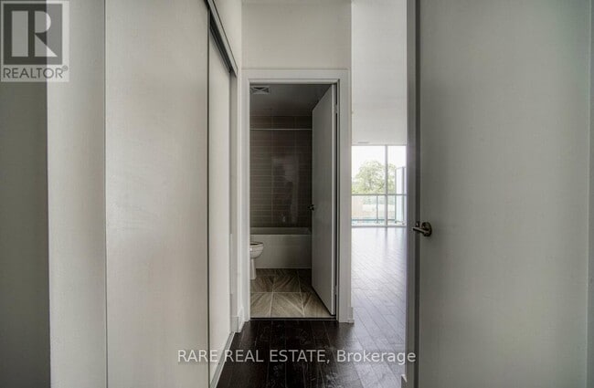 Photo du bâtiment - 181 Bedford Rd