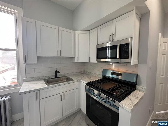 Foto del edificio - 707 2nd St