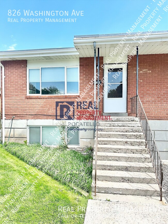 Building Photo - MOVE IN SPECIAL - 2 Bed 1 Bath apartment