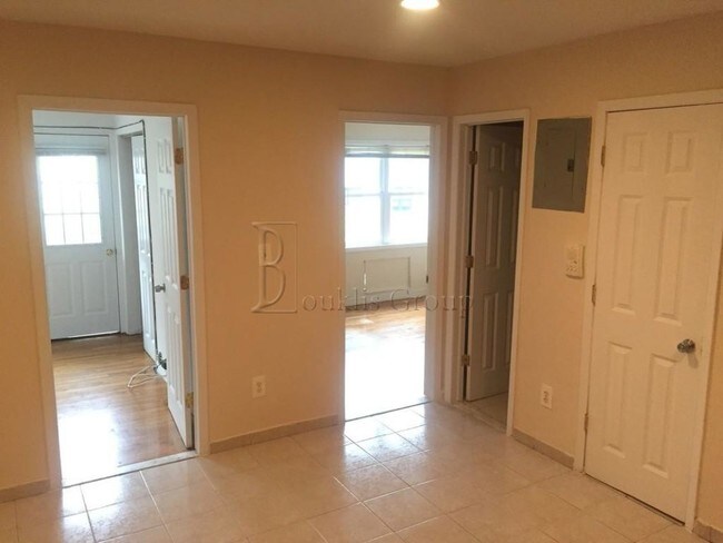 Building Photo - 2529 35th St