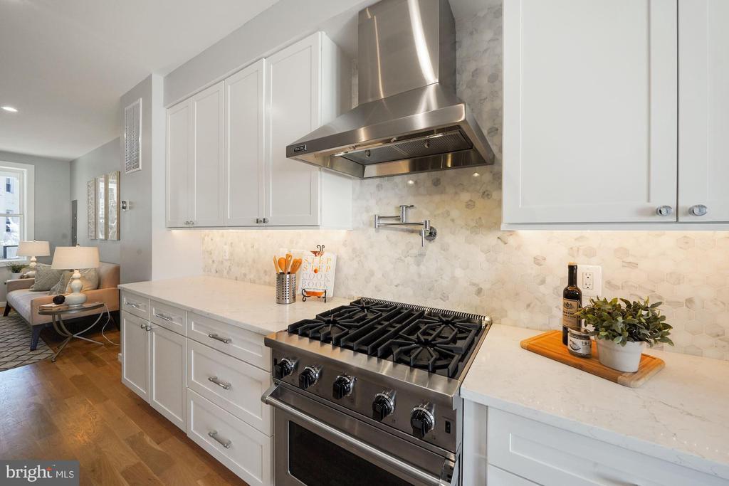 Foto principal - 731 Park Rd NW