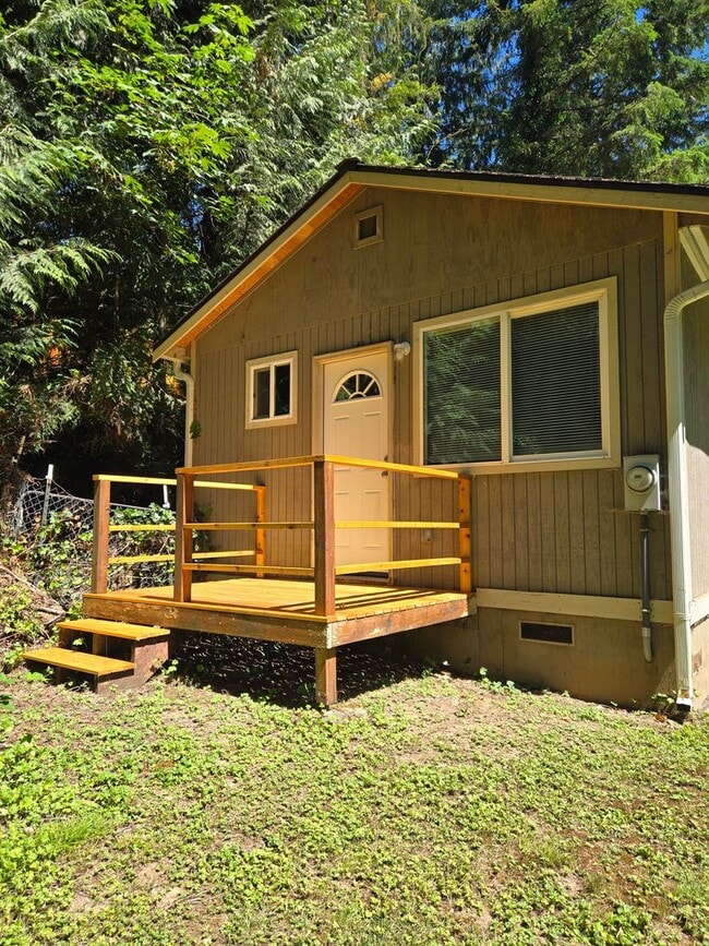 Building Photo - 4726 Lerch Rd