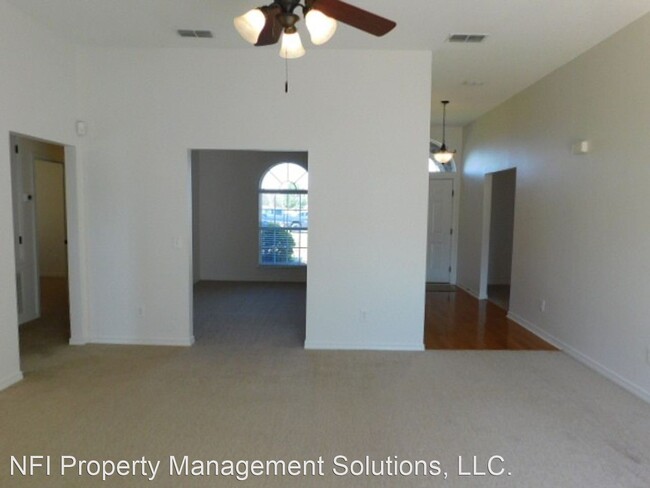 Building Photo - 4 br, 2 bath House - 7022 Marissa Point Lane
