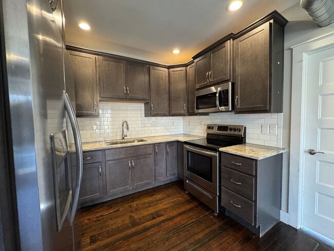 Building Photo - 201 East Fifth Street-201