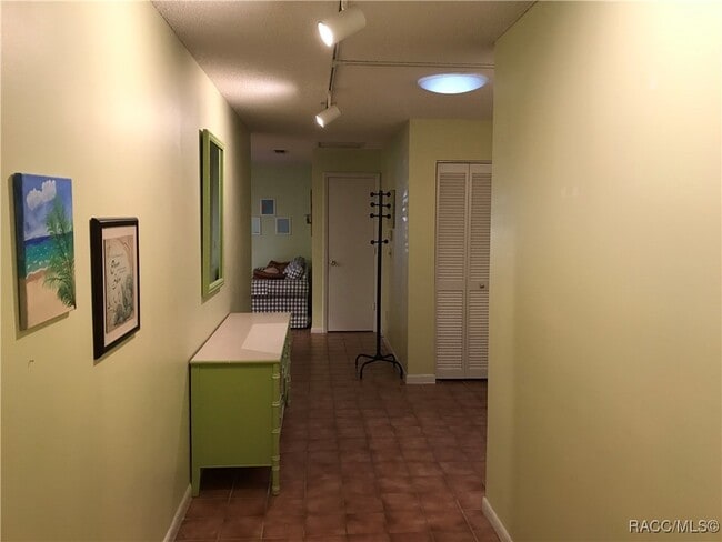 Foto del edificio - 9257 SW 82nd Terrace