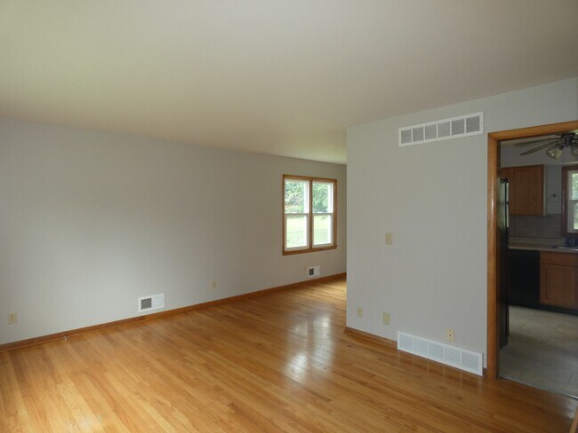 Building Photo - 1402 NE 67th St
