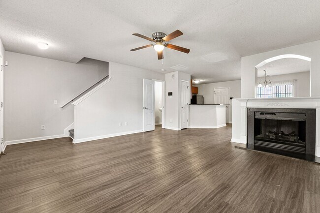 Building Photo - Modern Living in the Heart of SW Atlanta!