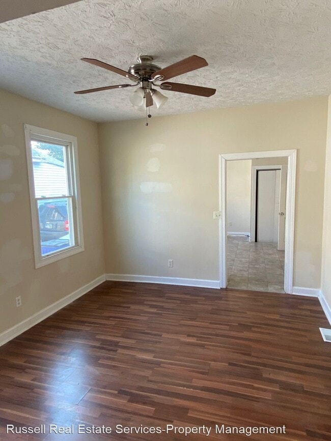 Building Photo - 3 br, 1 bath House - 3301 W 32nd St