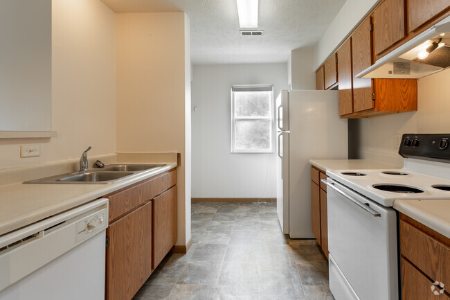 2BR,1BA,1021SF - The All Star - The Residences of Belleville Park