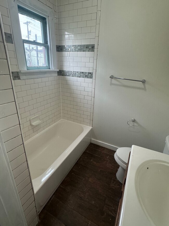 Foto del edificio - 9 Miller Ave