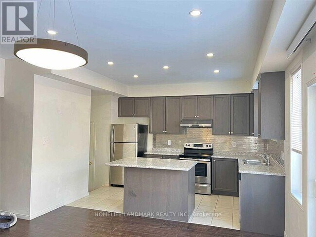 Photo du bâtiment - 45 Headon Ave