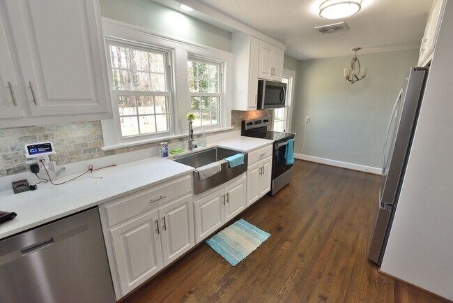 Foto del edificio - 4025 S Hathaway Blvd
