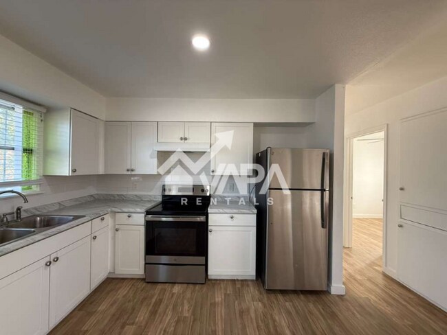 Building Photo - 9226 Nagel St