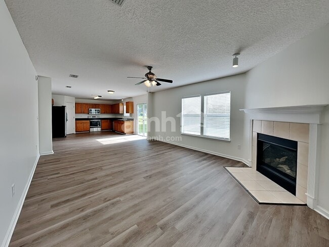 Building Photo - 14070 Eagle Feathers Dr