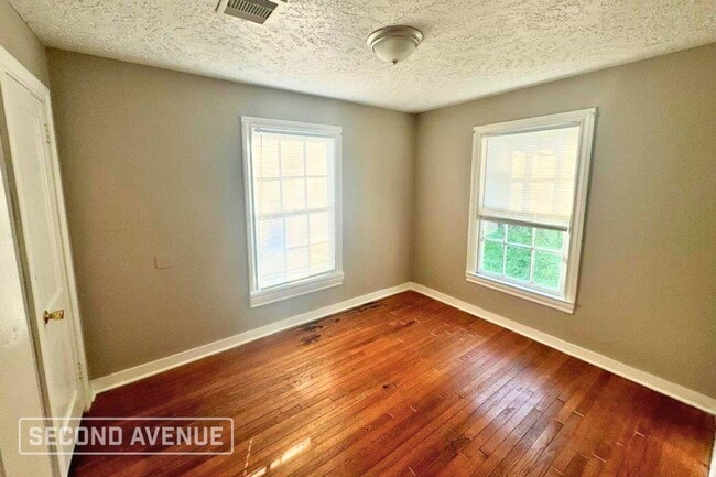 Foto del edificio - 501 18th Ave N