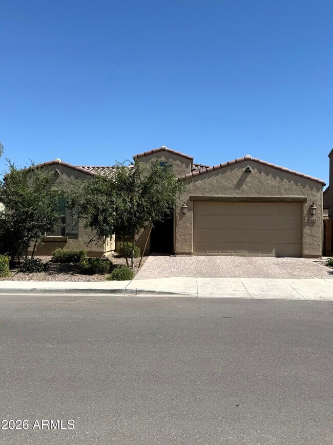 Building Photo - 3824 Fiestaflower Ln