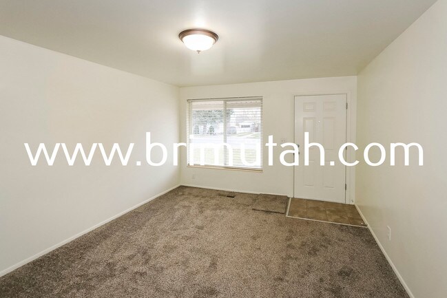 Foto del edificio - 2795-2799 S Imperial St