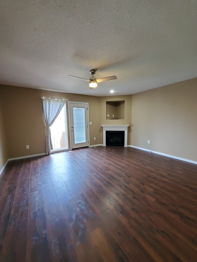 Building Photo - 15428 NW 123rd St
