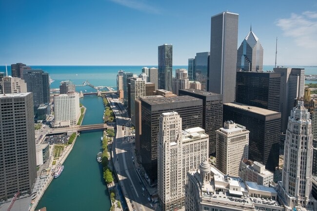 Building Photo - 401 N Wabash Ave