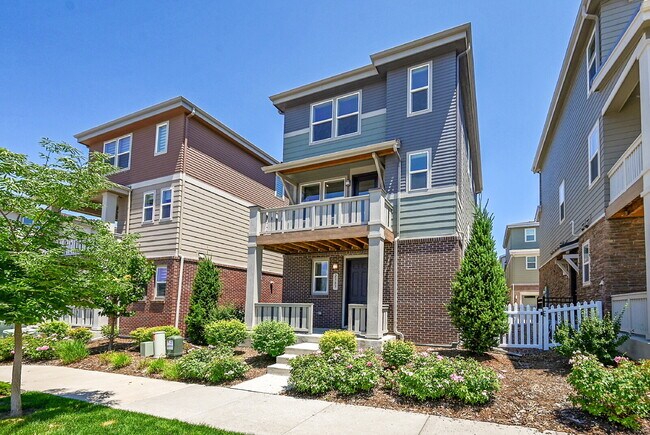 Foto del edificio - $2,775 - 3 Bed, 2.5 Bath Home in Aurora wi...