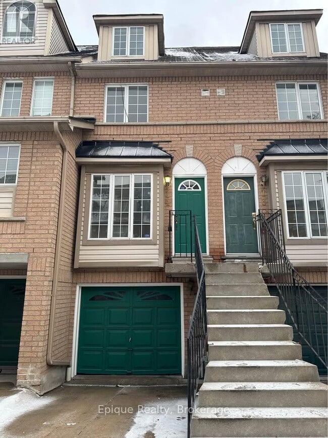 Building Photo - 75-75 Strathaven Dr