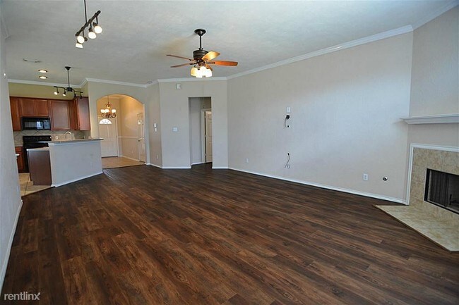 Building Photo - 21802 Kardy St