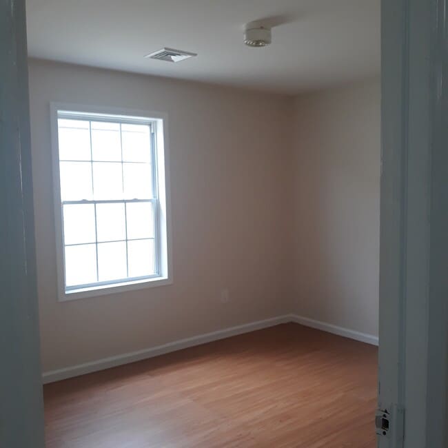 Foto del edificio - 706 Ocean Ave