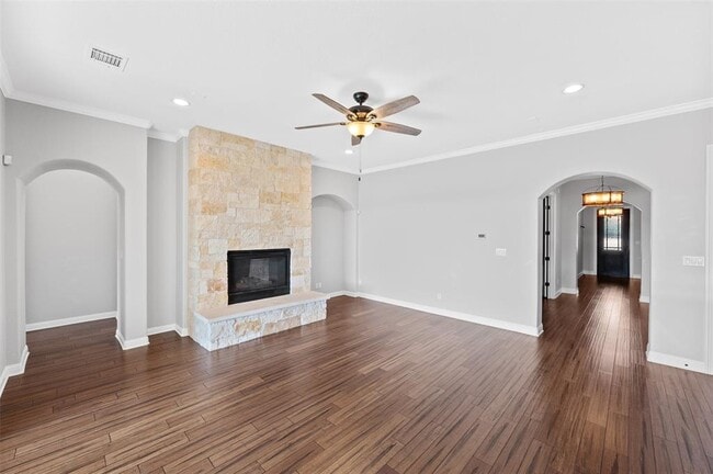 Building Photo - 203 Serene Hilltop Cir
