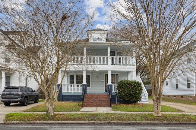 Building Photo - 1307 Holly Ave