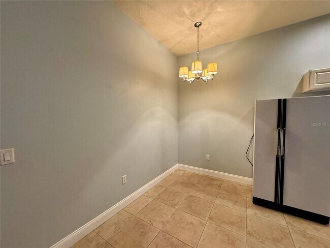 Foto del edificio - Cozy 1BR Apartment with Separate Entrance, All Utilities Included + Patio Retreat