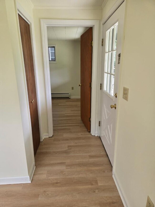 Foto del edificio - 155 School Ave