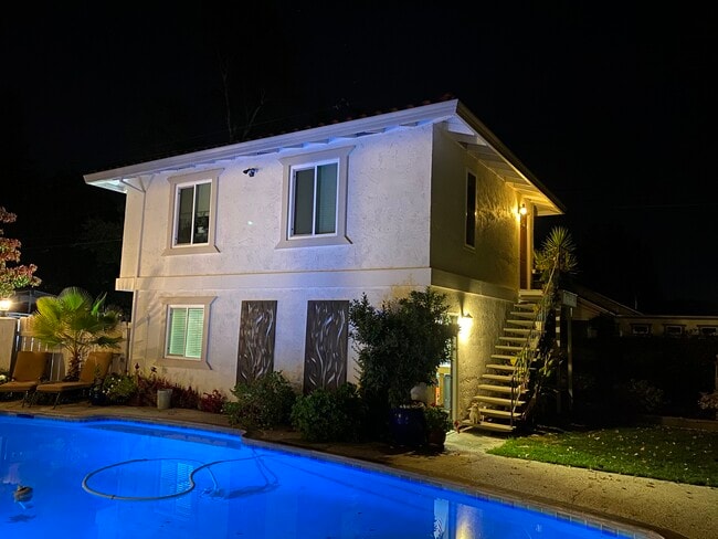 Building Photo - 4241 Marconi Ave