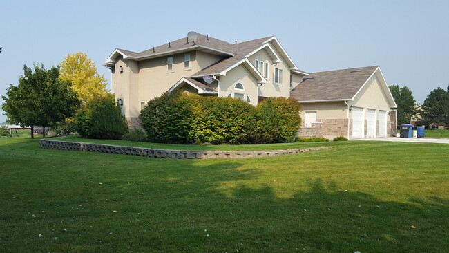 Foto del edificio - Little Bear Bluff Farm