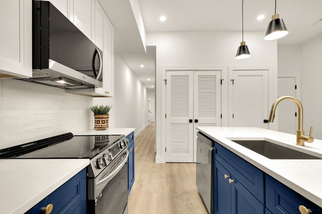 Foto del edificio - 1630 K St NE