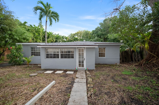 Building Photo - 13845 NW 6th Ave