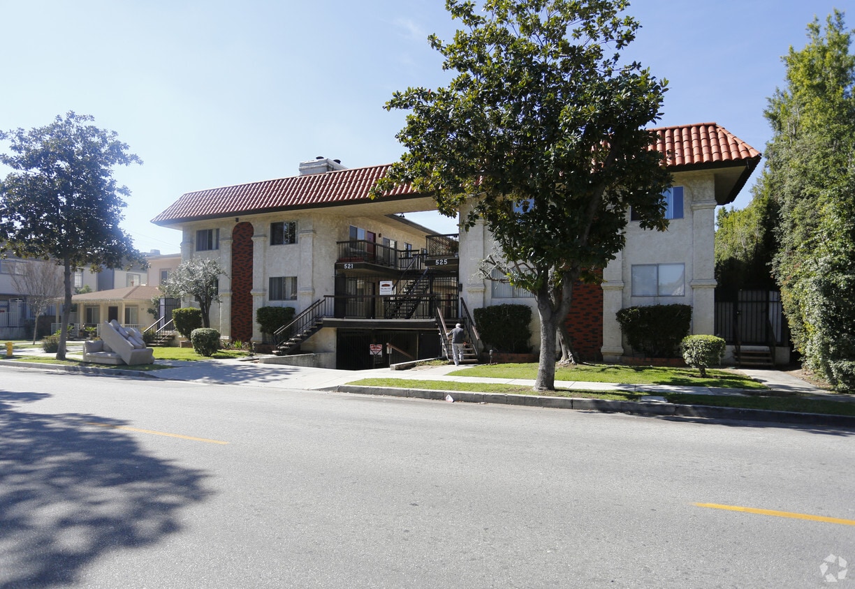 Foto del edificio - 521-525 Concord St