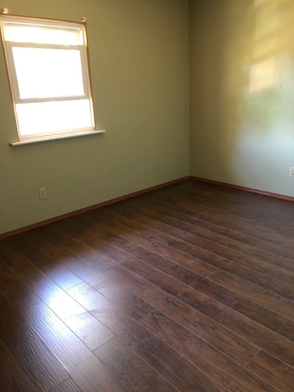 Habitación - 1211 W Chestnut St