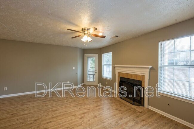 Building Photo - 4838 Westridge Dr