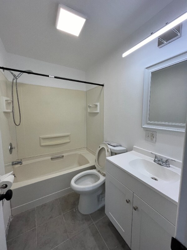 2415 Guilderland Ave Unit 1, Schenectady, NY 12306 Room for Rent in Schenectady, NY