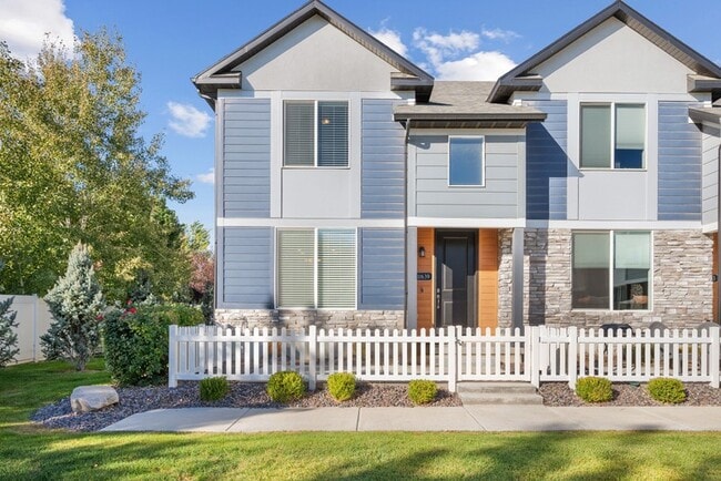 Photo - 11639 Frost View Ln (Draper, UT) Townhome
