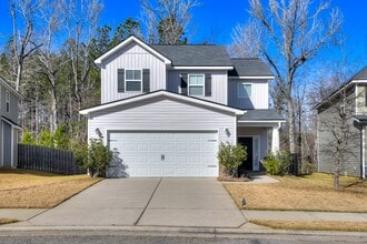 Building Photo - 926 Linsmore Ave