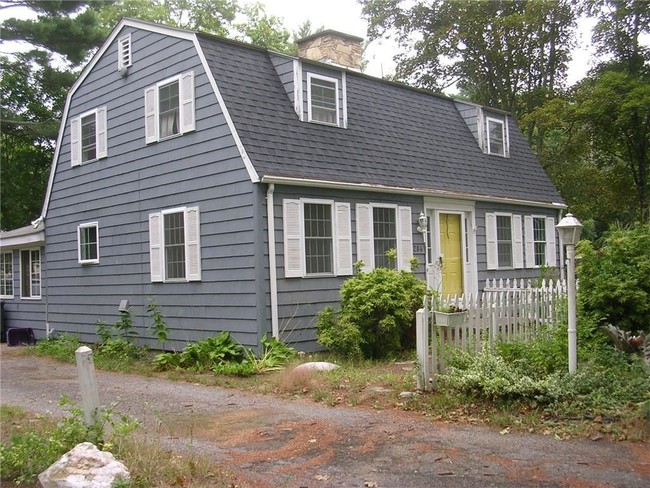 Building Photo - 284 Harkney Hill Rd