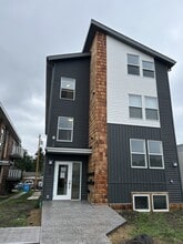 Building Photo - 3611-118 118 Ave NW