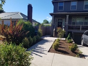 Building Photo - 7936 SE Raymond St