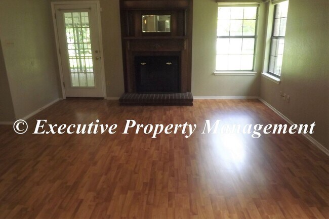 Building Photo - 2200 Heights Drive Harker Heights, TX 76548