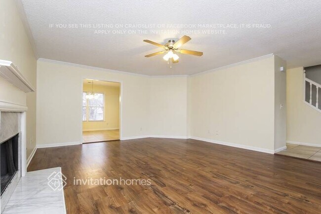 Building Photo - 175 Park Meadows Dr SW