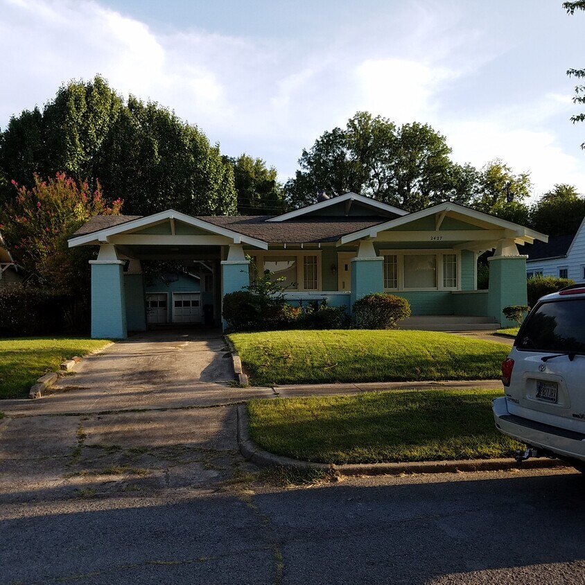 2427 Boston St, Muskogee, OK 74401 House Rental in Muskogee, OK