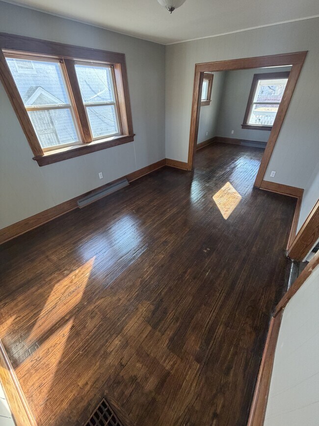 Foto del edificio - 3009 Holton Ave